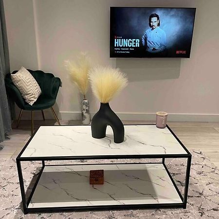 Stylish And Cosy 2 Bedroom Flat In Croydon Eksteriør billede