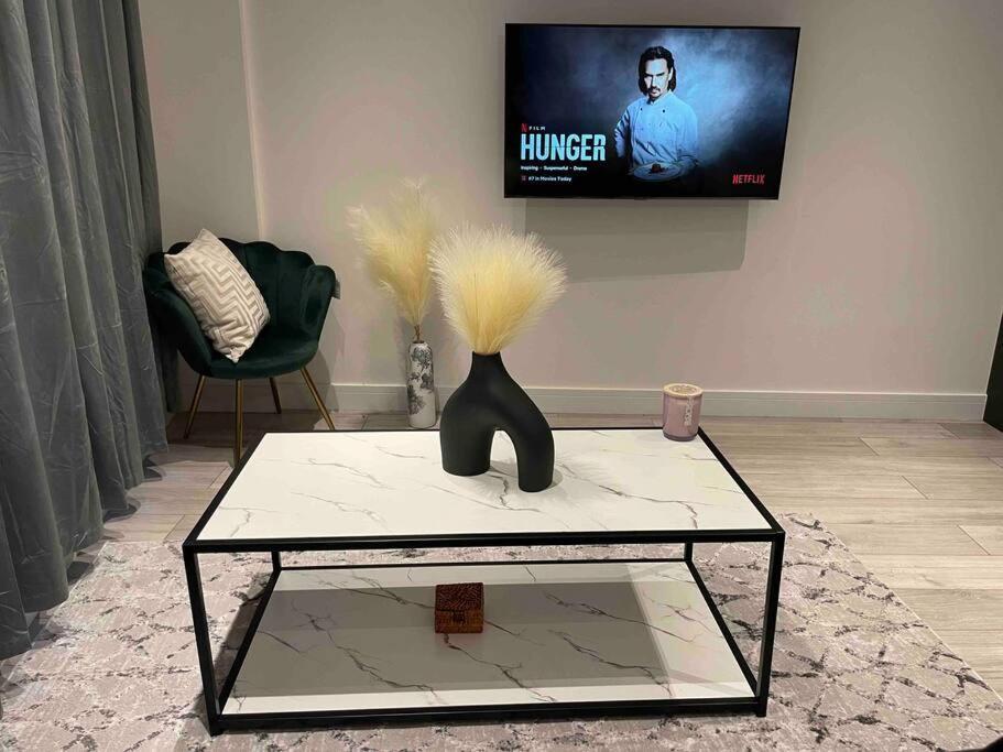 Stylish And Cosy 2 Bedroom Flat In Croydon Eksteriør billede
