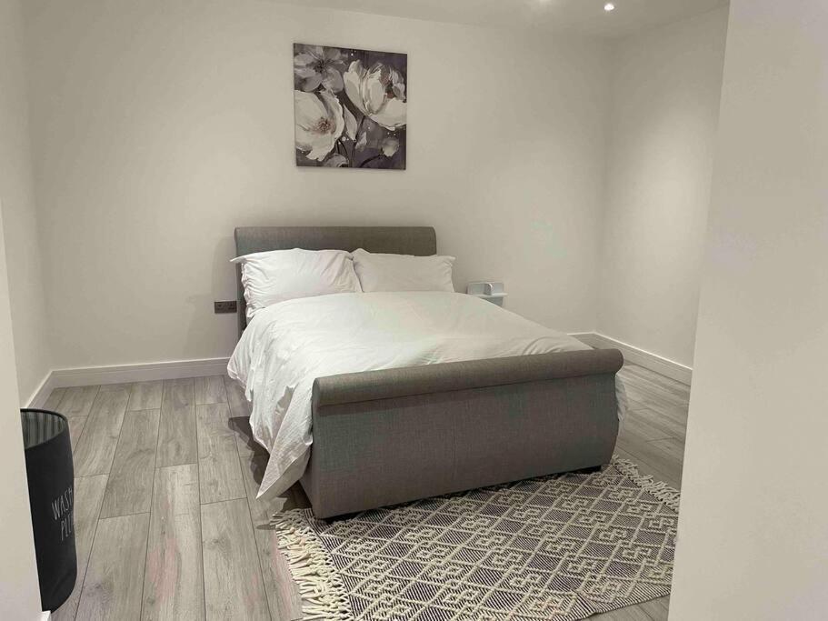 Stylish And Cosy 2 Bedroom Flat In Croydon Eksteriør billede