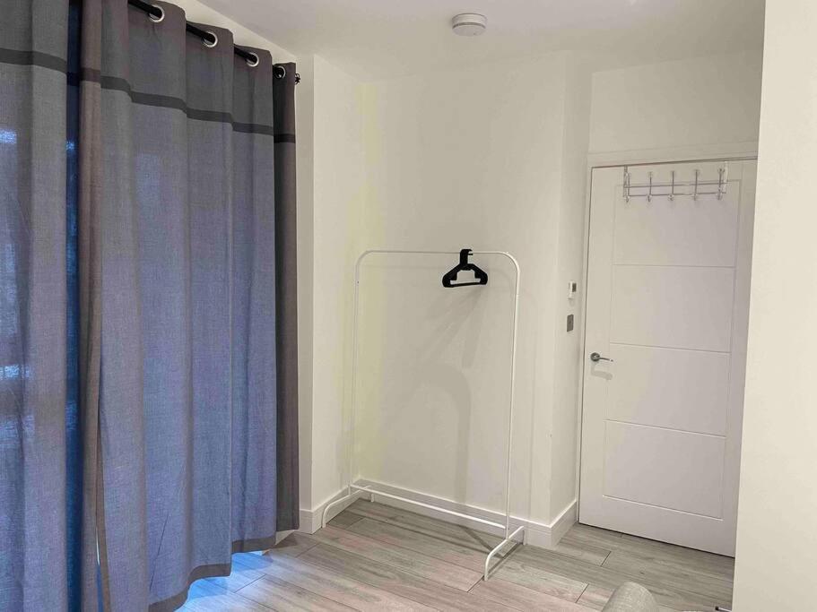 Stylish And Cosy 2 Bedroom Flat In Croydon Eksteriør billede