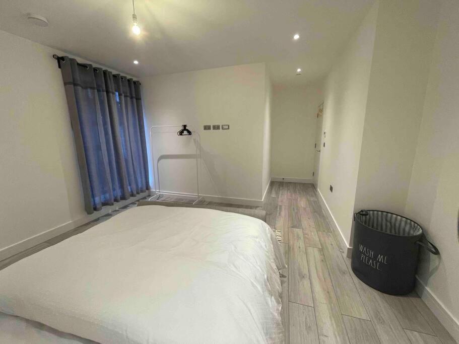 Stylish And Cosy 2 Bedroom Flat In Croydon Eksteriør billede