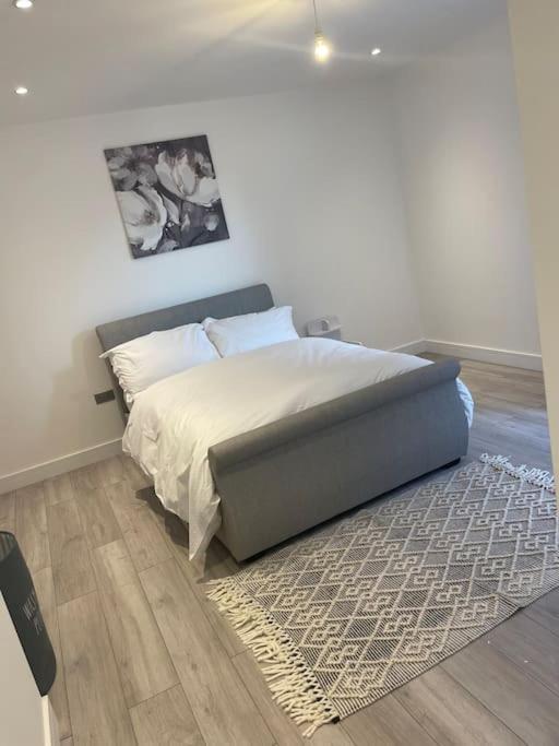 Stylish And Cosy 2 Bedroom Flat In Croydon Eksteriør billede