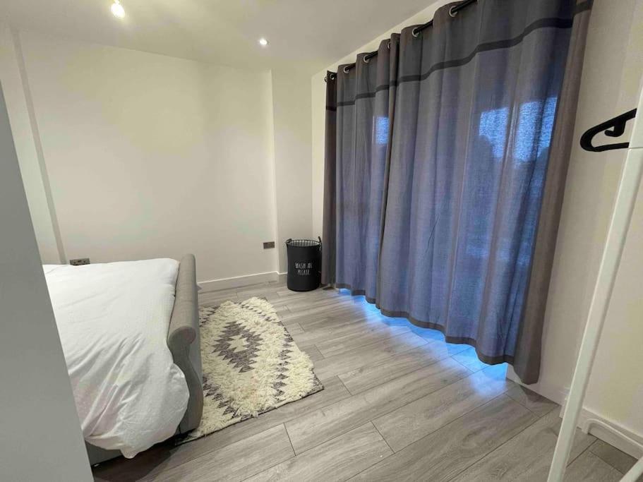 Stylish And Cosy 2 Bedroom Flat In Croydon Eksteriør billede