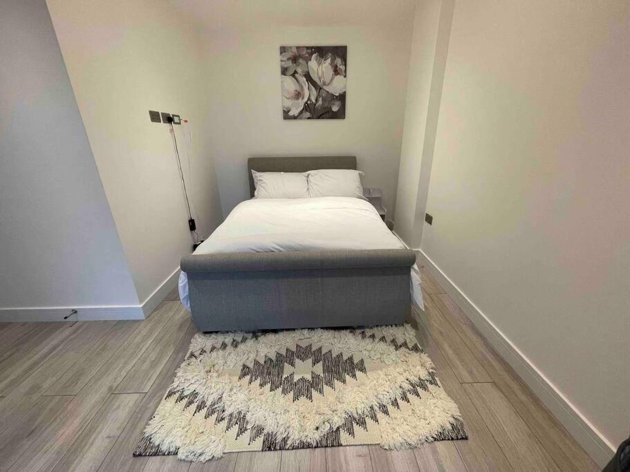Stylish And Cosy 2 Bedroom Flat In Croydon Eksteriør billede